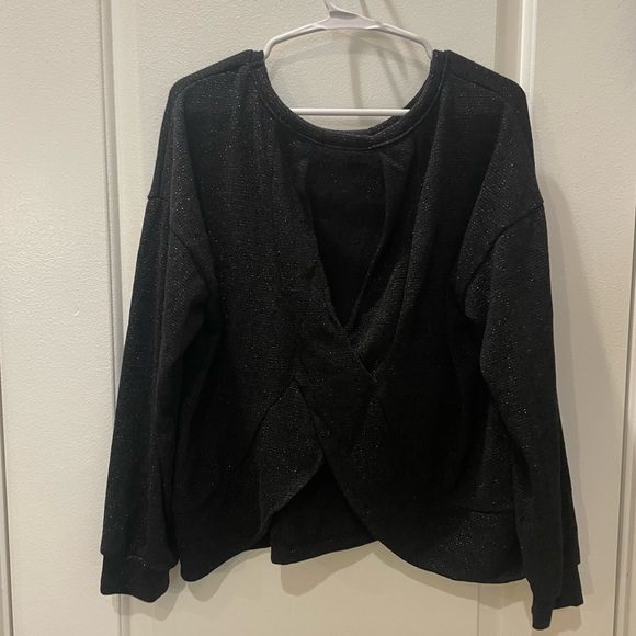 NEW…StitchFix…Kaileigh Shimmer Sadaf Open Back Long Sleeve Knit Top - Picture 4 of 4